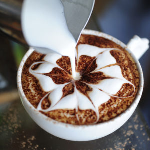 LATTE ART – CORSO BASE – GRATUITO – IN PRESENZA – CAFFE’ MILANI LIPOMO