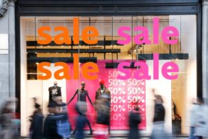 Al via i Saldi Estivi in Lombardia – previsioni e regole generali